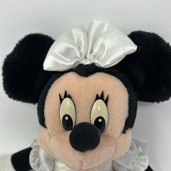 Disney MIMI with wedding dress and veil, size small - Picture 3 of 8